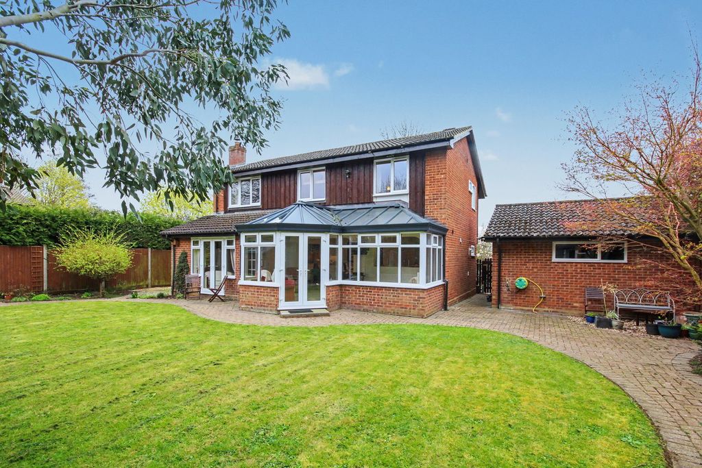 Additional image 21 of 4 bed detached house for saleFouracres, Letchworth Garden City SG6
