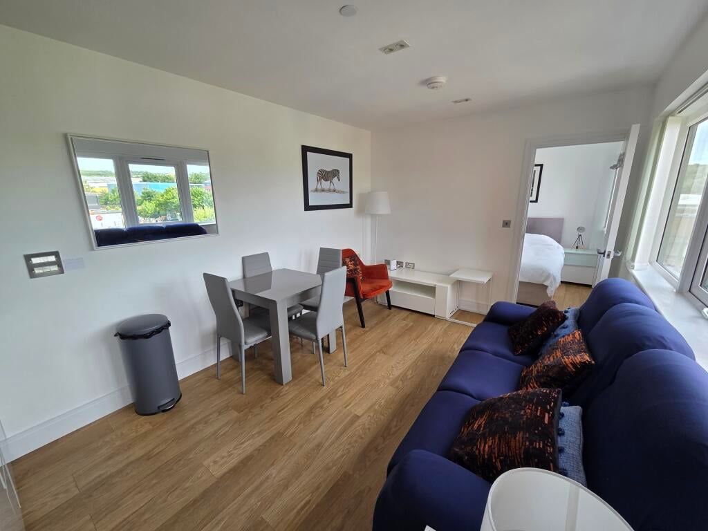 Property photo 3 of 10