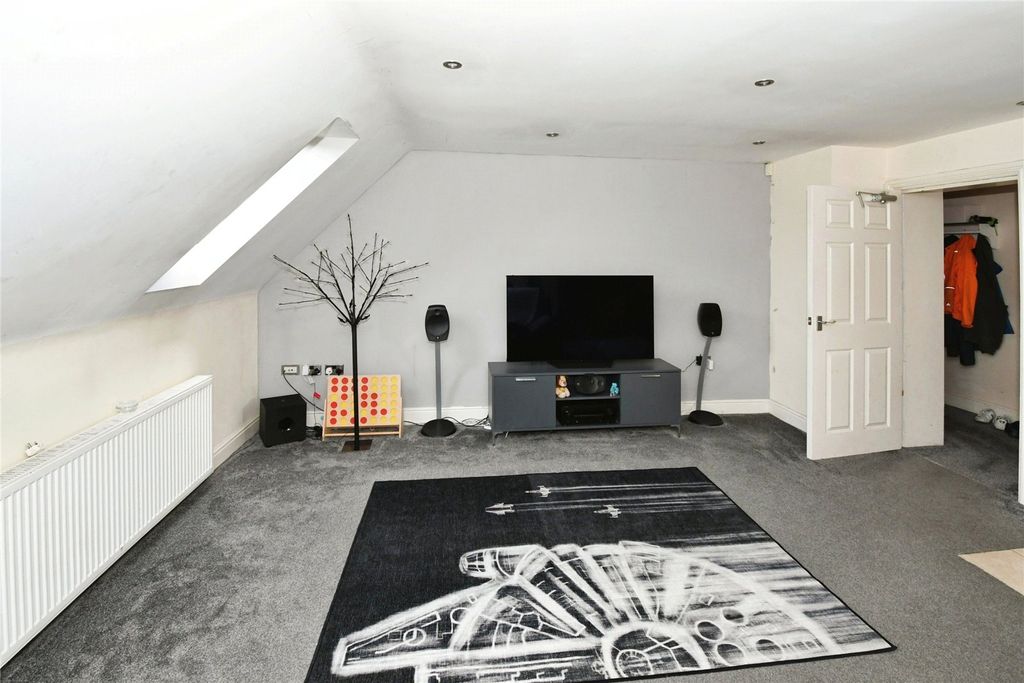 Property photo 2 of 16 Photography
