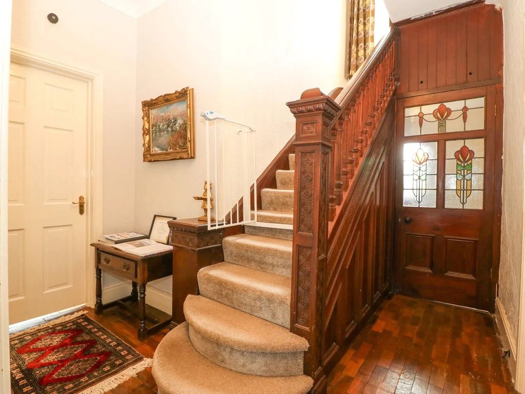 Property photo 2 of 44 Picture No. 49