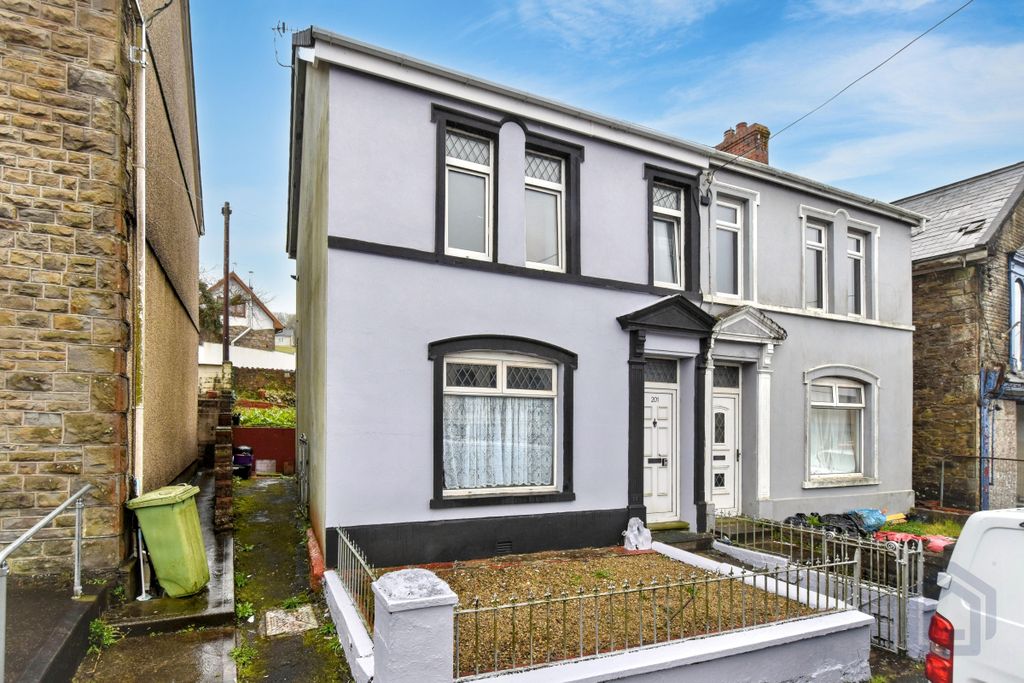 Property photo 1 of 23