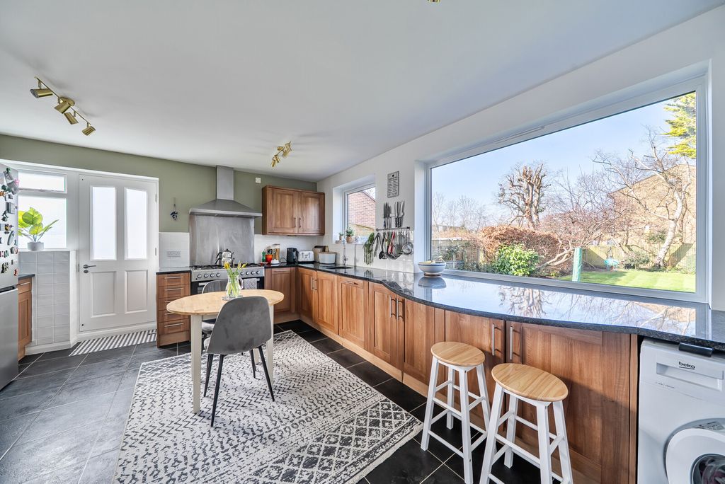 Property photo 3 of 16 1421798-4-69A9821...