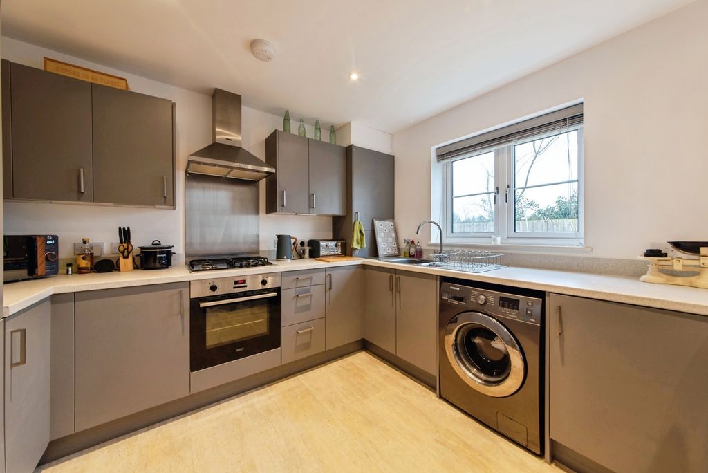 Property photo 3 of 12 Pbox-Img.Jpg