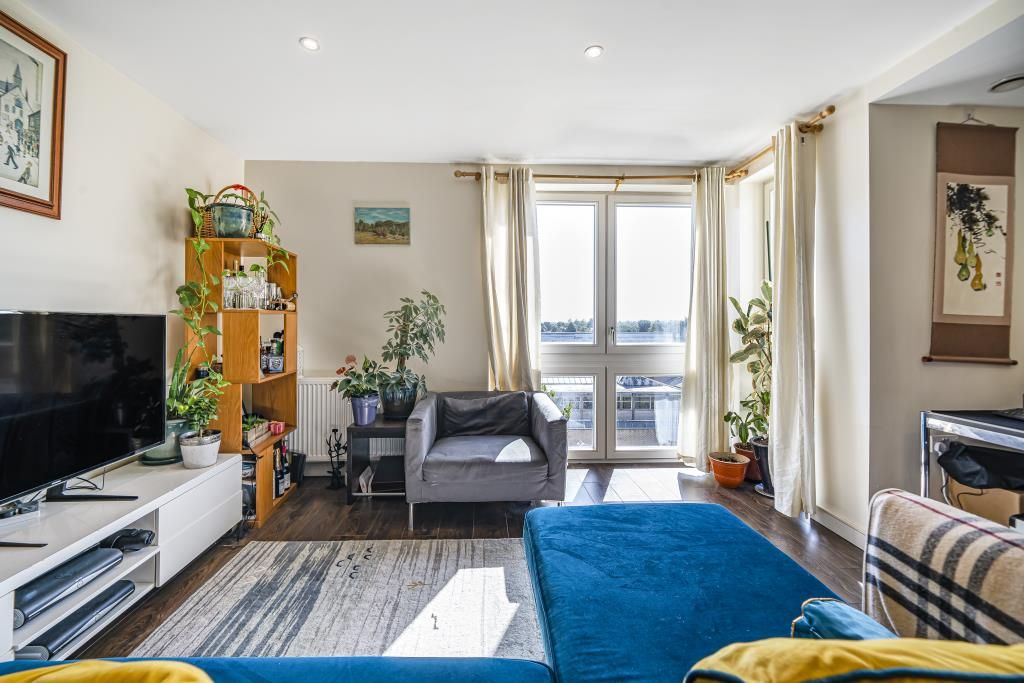 Property photo 2 of 10 Living Room