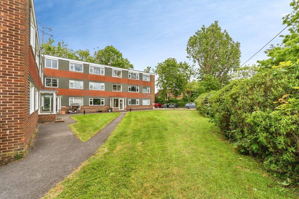 Property photo 1 of 11