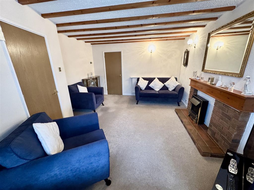 Property photo 3 of 12 Living Room