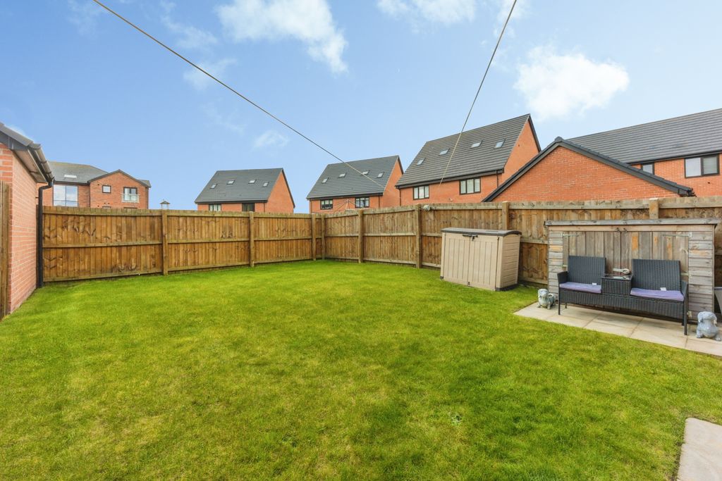Property photo 2 of 15
