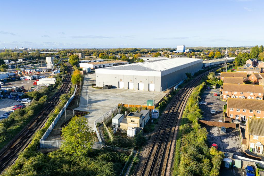 Property photo 3 of 14 Unit B Railway Triangle 4 Edit.Jpg