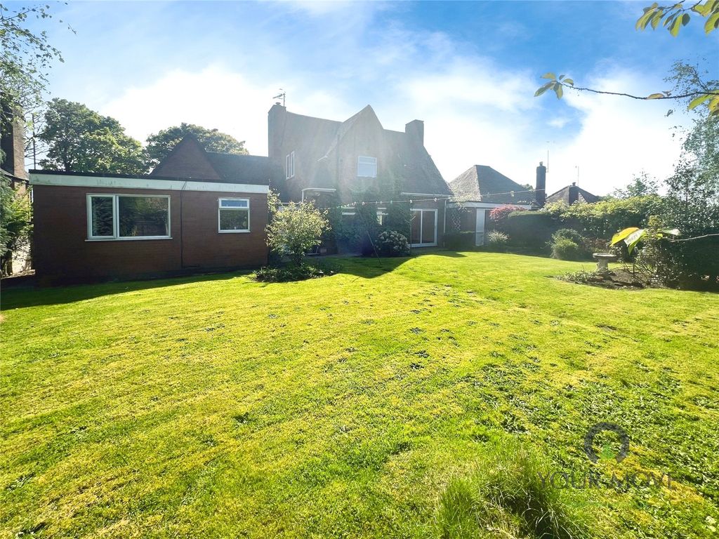 Property photo 2 of 19 Rear Garden