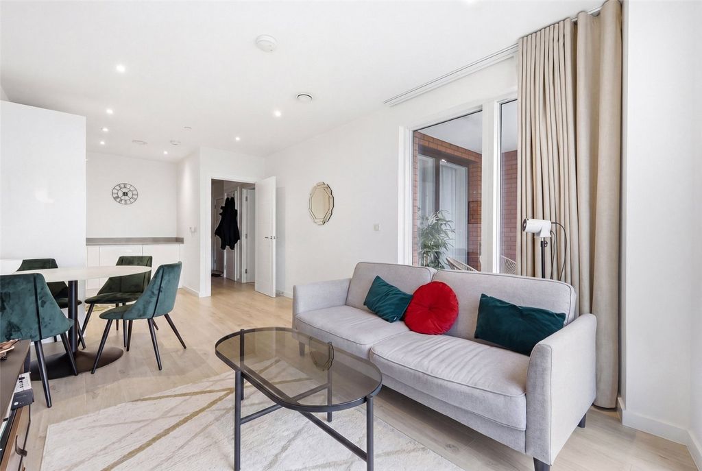 Property photo 2 of 14 Picture No. 04