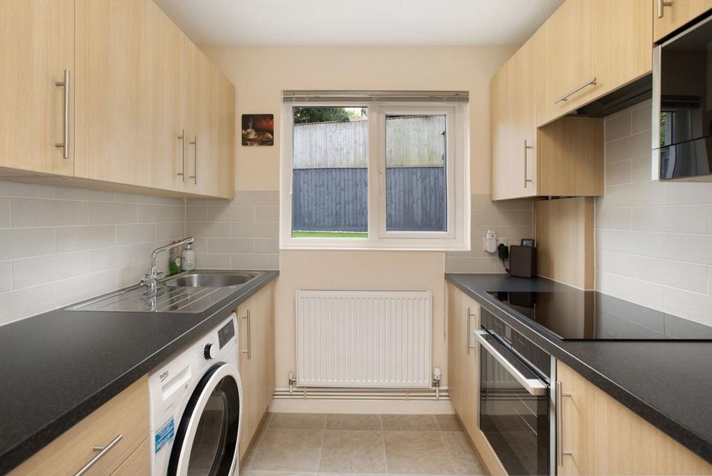 Property photo 2 of 19