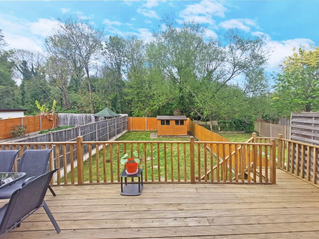 Property photo 2 of 23 5062543