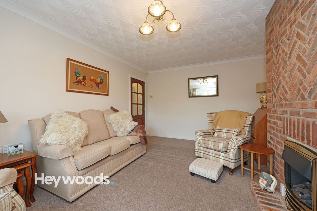 Property photo 3 of 21