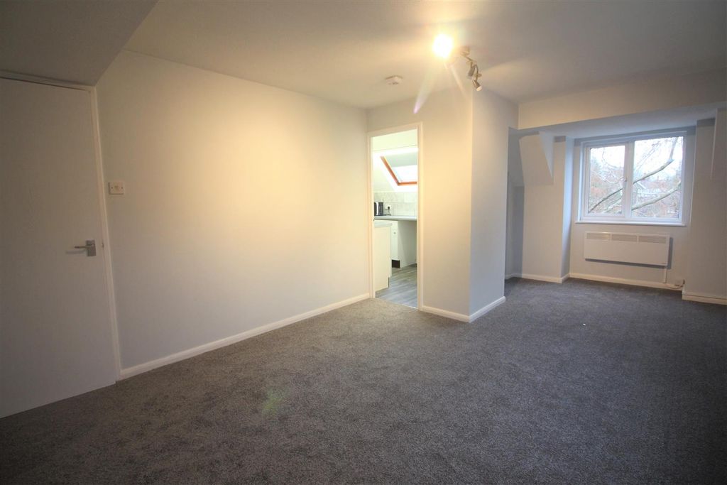 Property photo 2 of 9 Img_7668-Min.Jpg