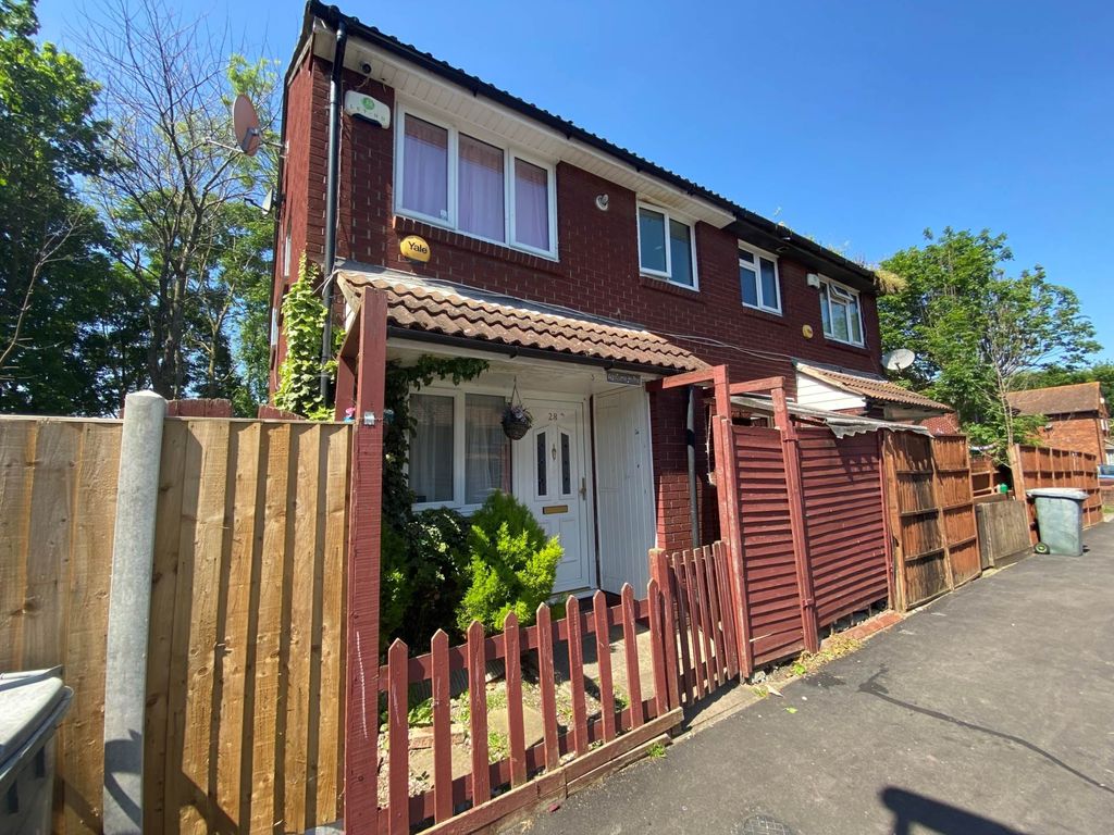 Property photo 1 of 5