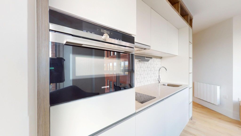 Property photo 2 of 16 Kitchen