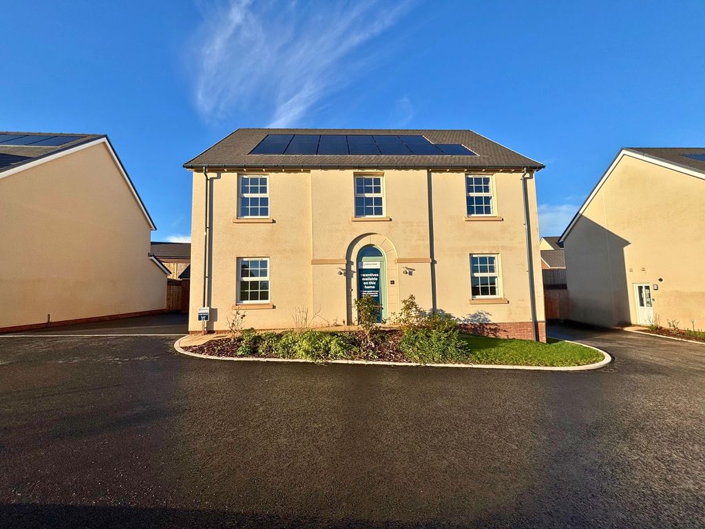 Property photo 1 of 32 External