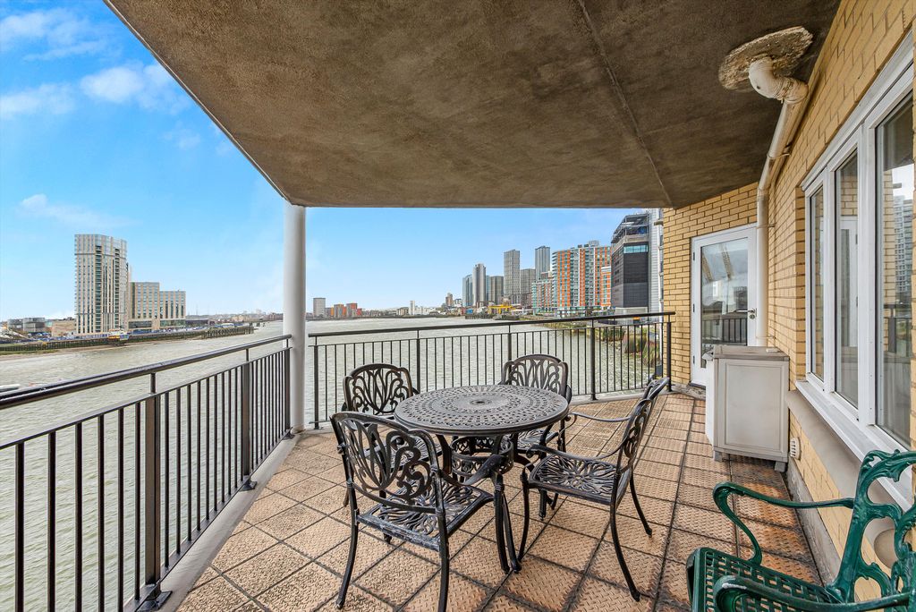 Property photo 3 of 14 Image