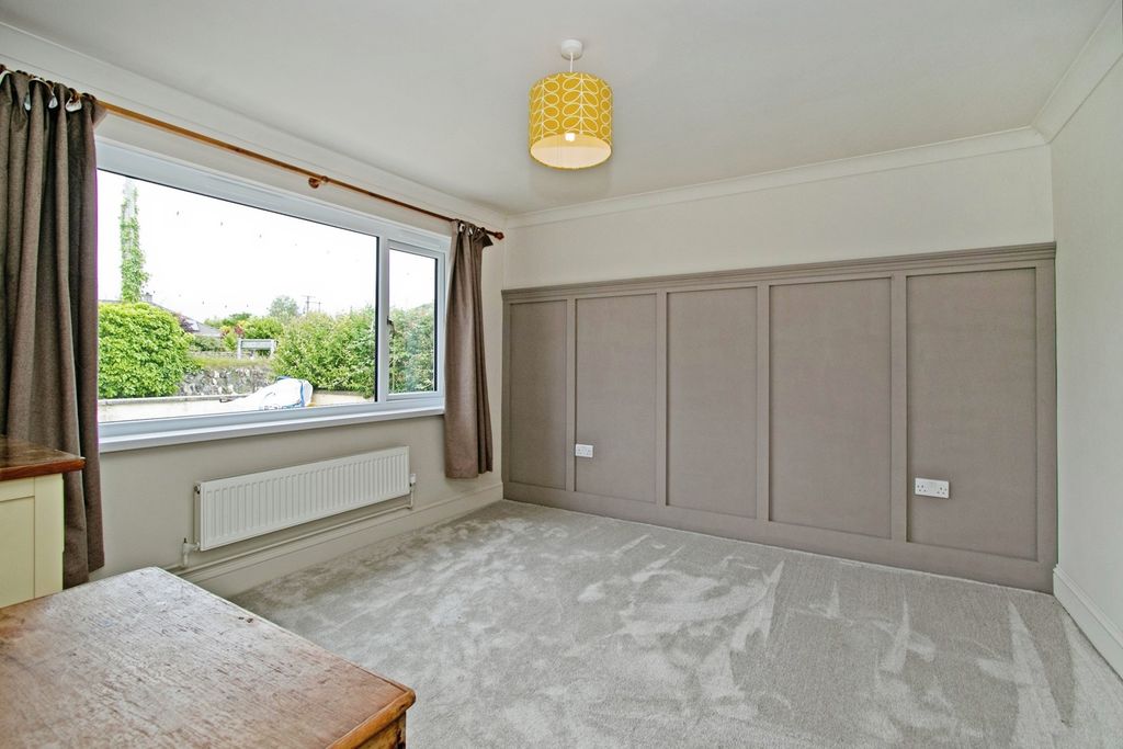 Property photo 3 of 19 Pbox-Img.Jpg
