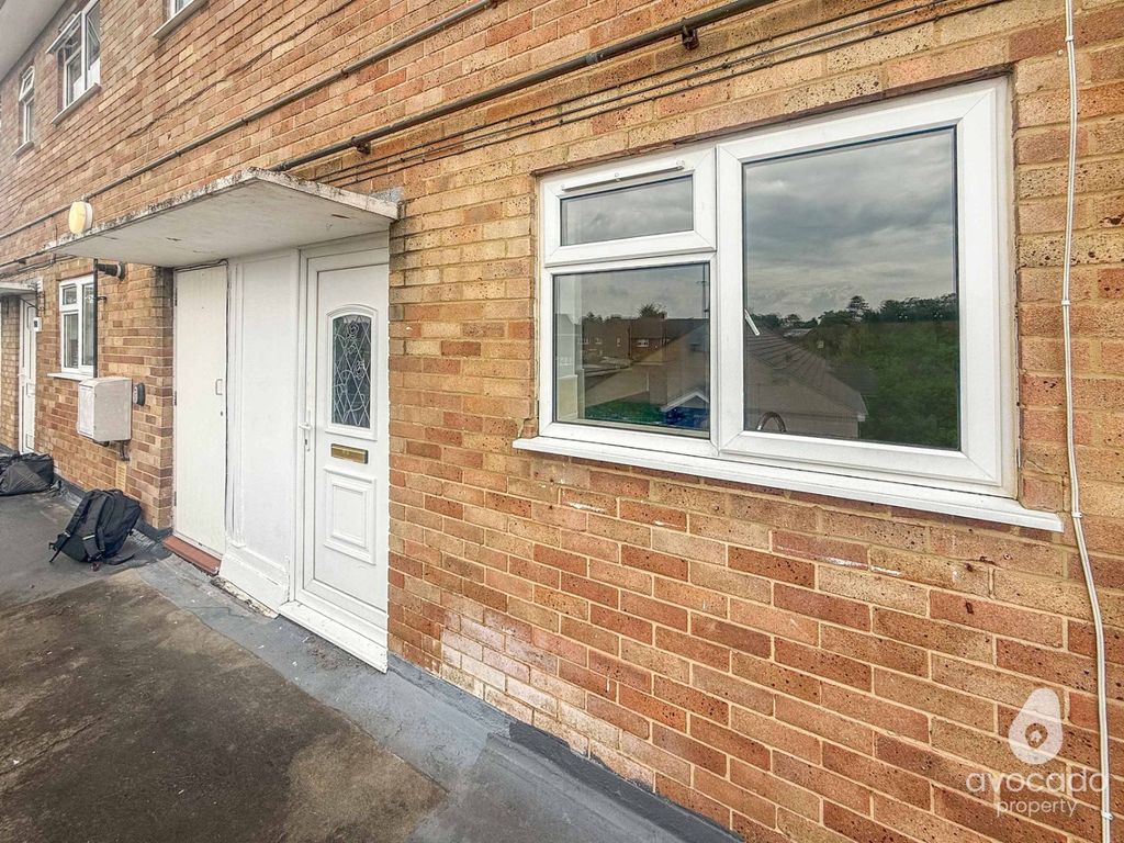Property photo 1 of 17 5119810