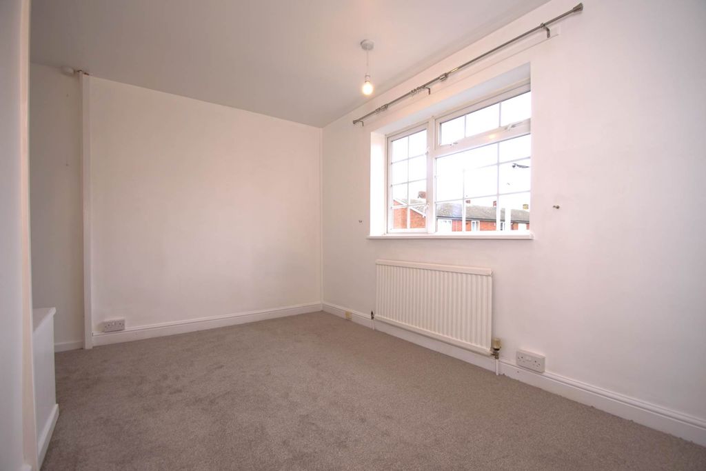 Property photo 2 of 15 Photo