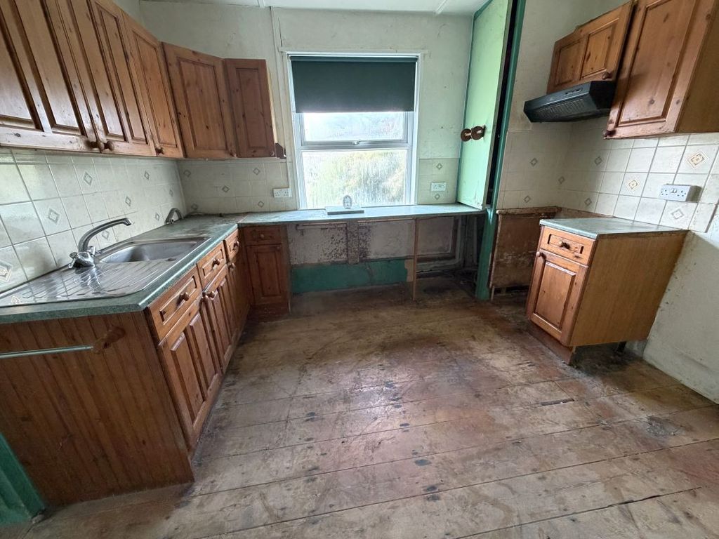 Property photo 3 of 10 Image 3