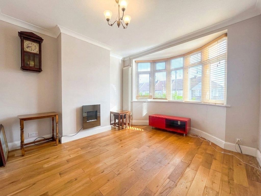 Property photo 2 of 12 Picture No. 06