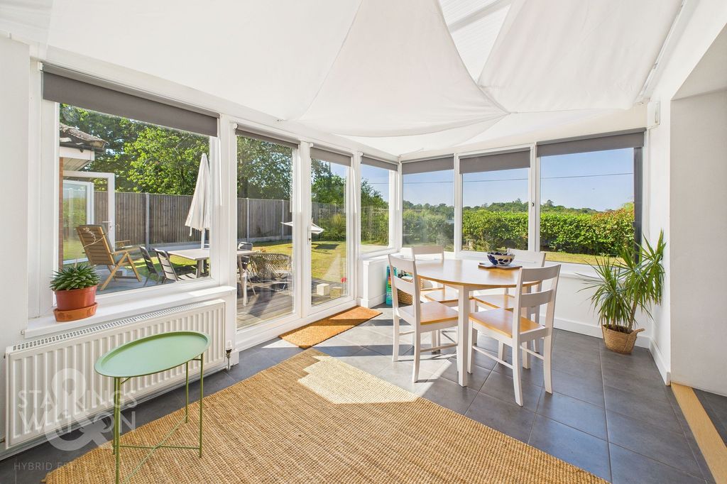 Property photo 2 of 55