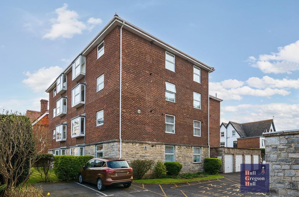 Property photo 1 of 24 7Bd08988-191A-49c8-9830-A082c561E44c.Jpg