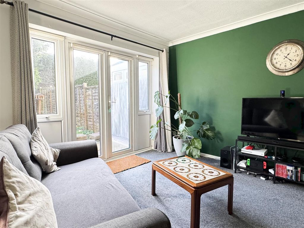 Property photo 3 of 16