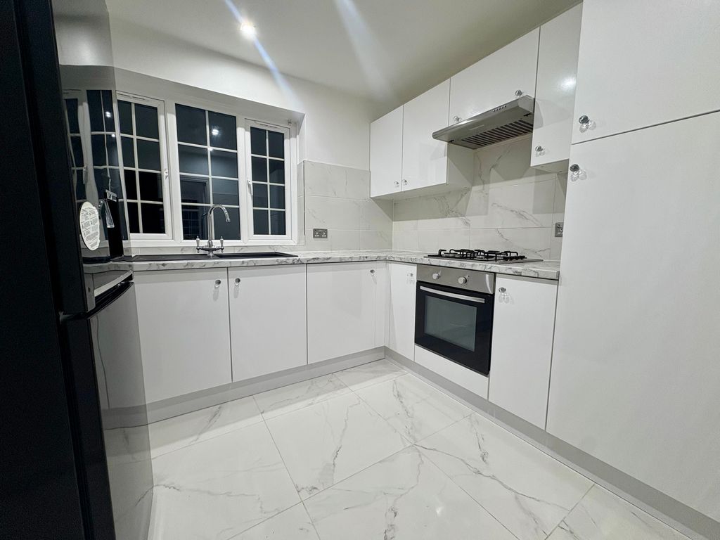 Property photo 1 of 6 Img_3967