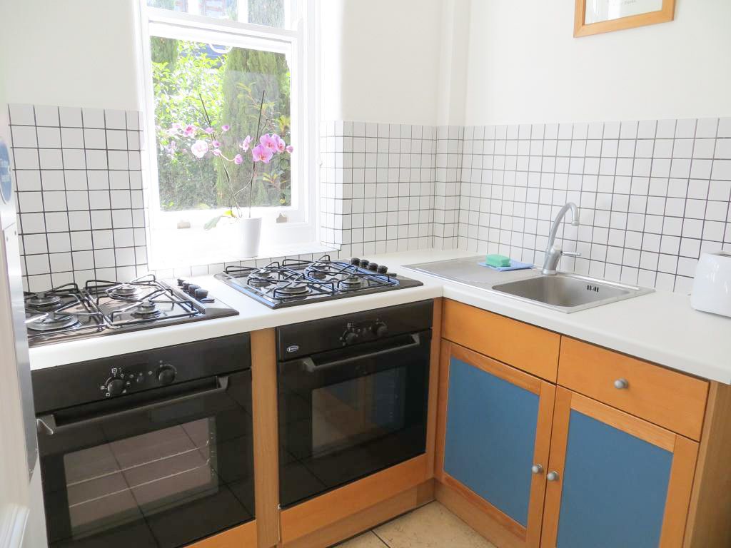 Property photo 3 of 7 Gallery