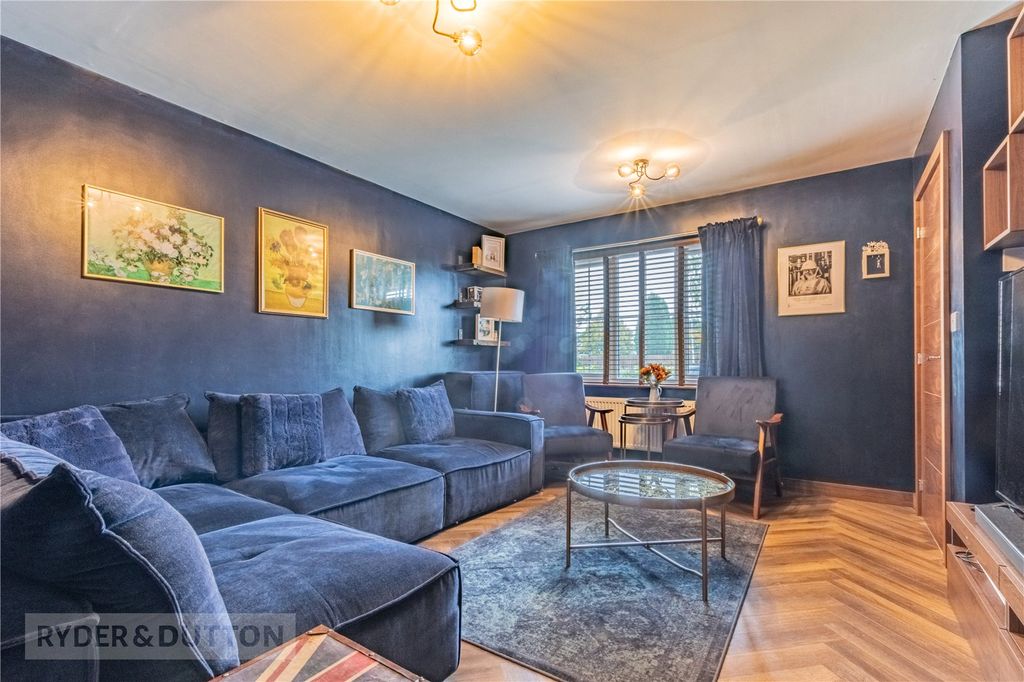 Property photo 2 of 20 Picture No. 28