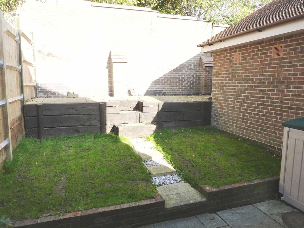 Property photo 2 of 4