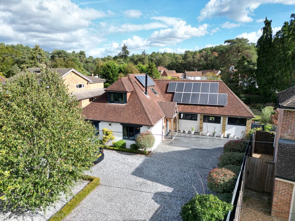 Property photo 1 of 22