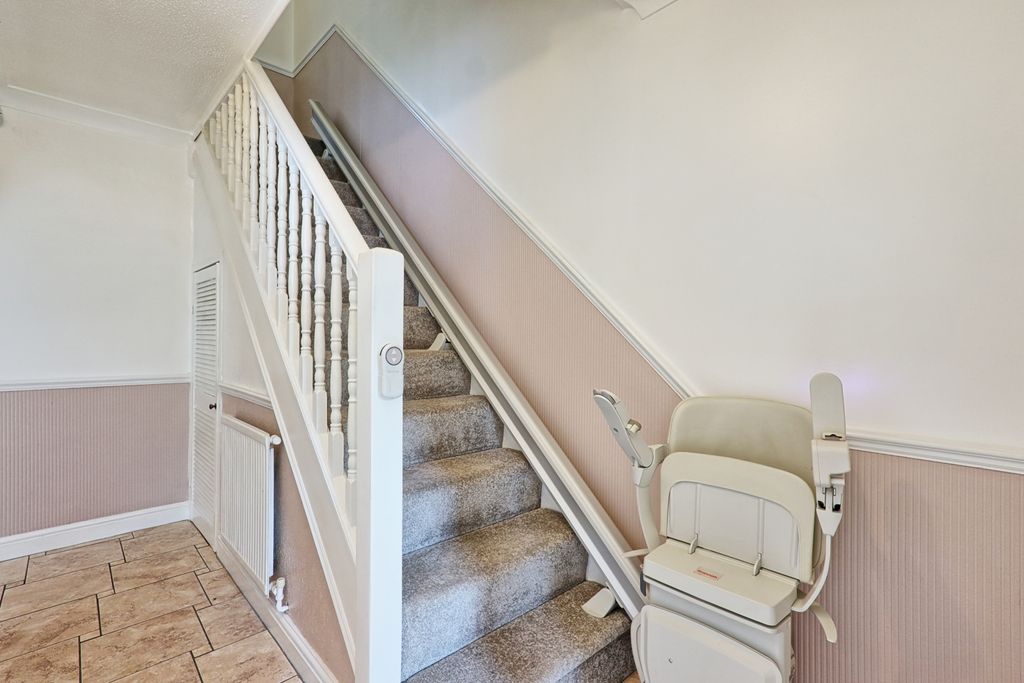 Property photo 3 of 23 Picture No. 11