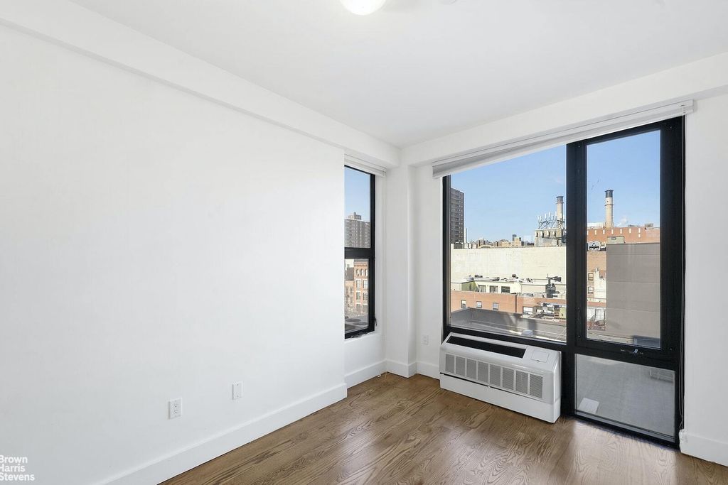 Property photo 3 of 6 <Alttext/>
