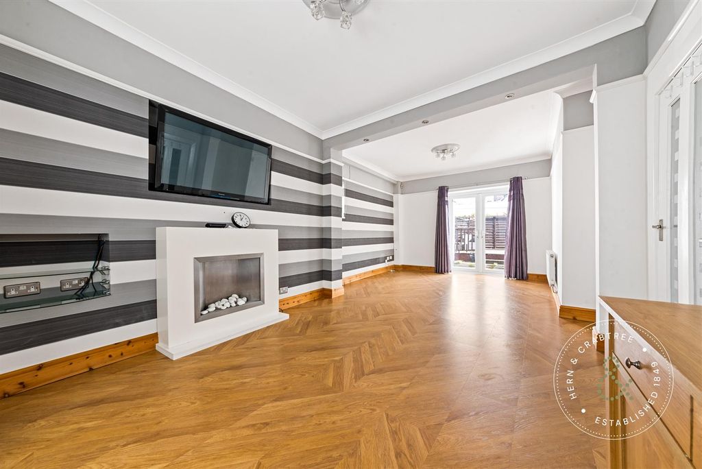 Property photo 2 of 29 Lionel-Road-15.Jpg