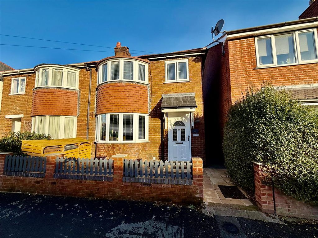 Property photo 1 of 14