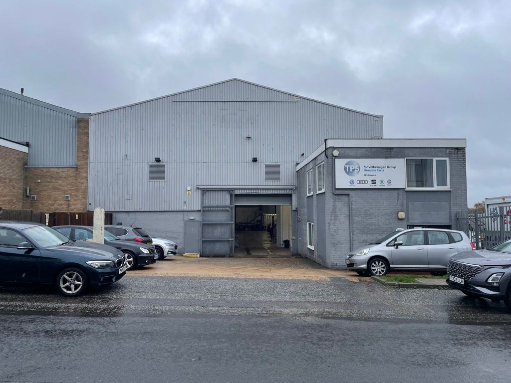 Property photo 1 of 6 Photo 5