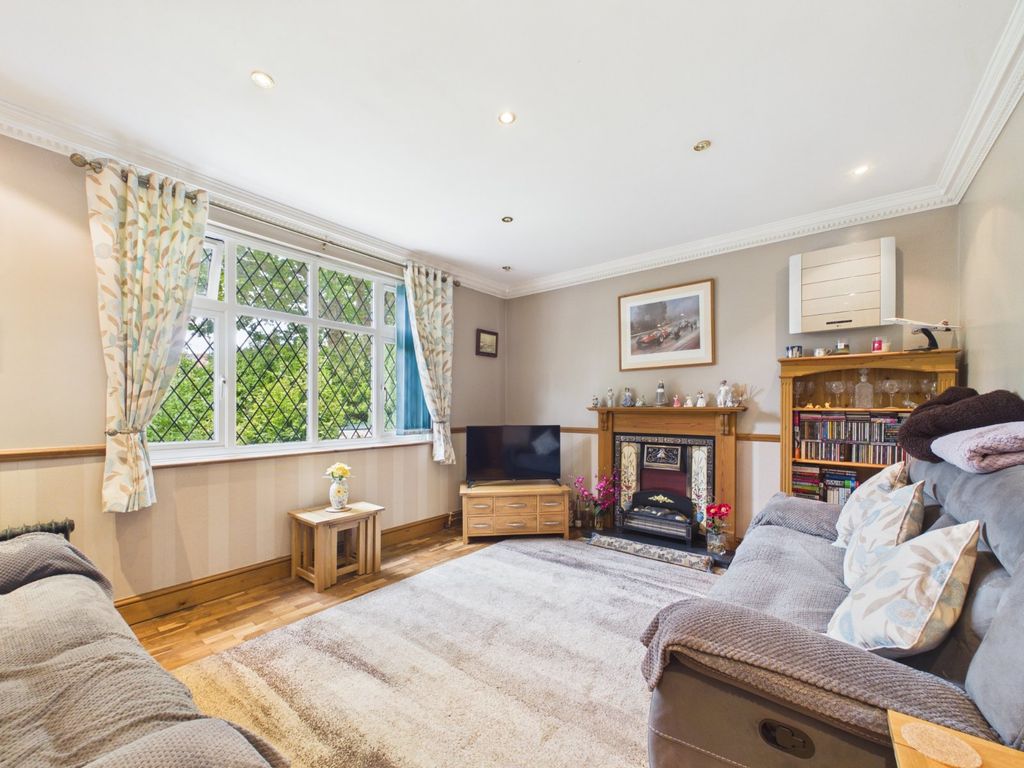 Property photo 2 of 19 Picture No. 01