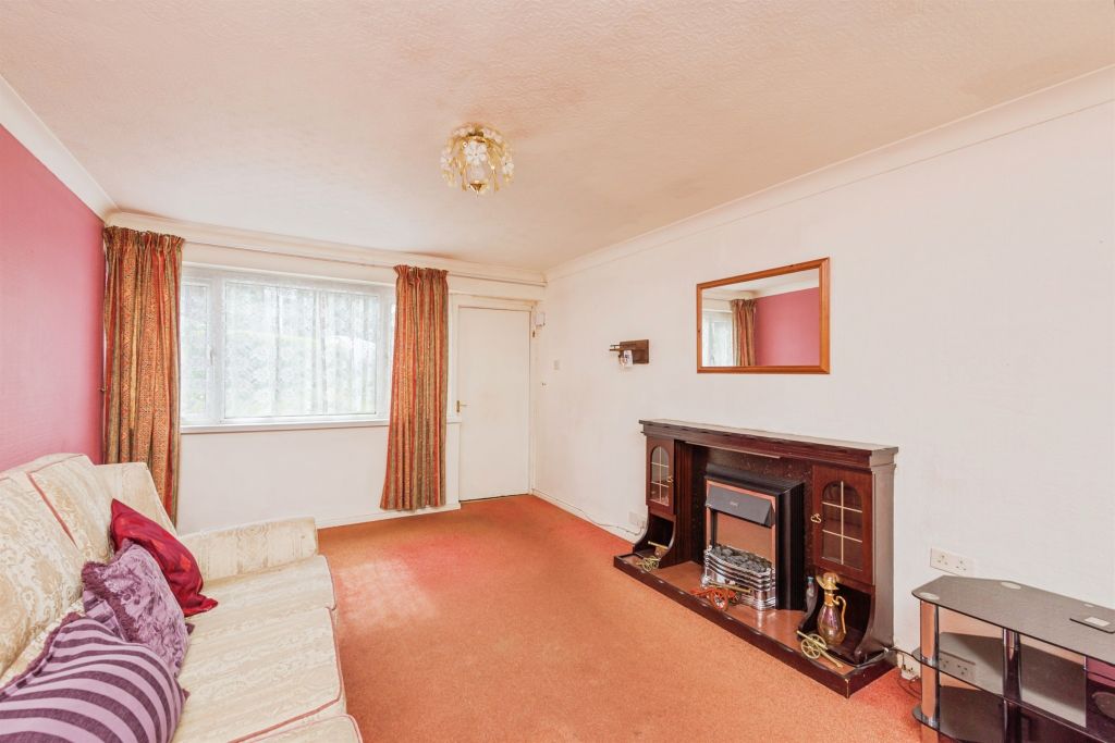 Property photo 3 of 17