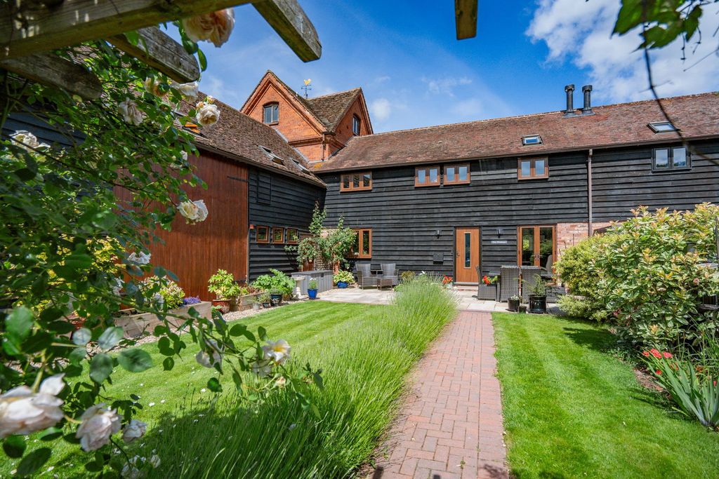 Property photo 1 of 30