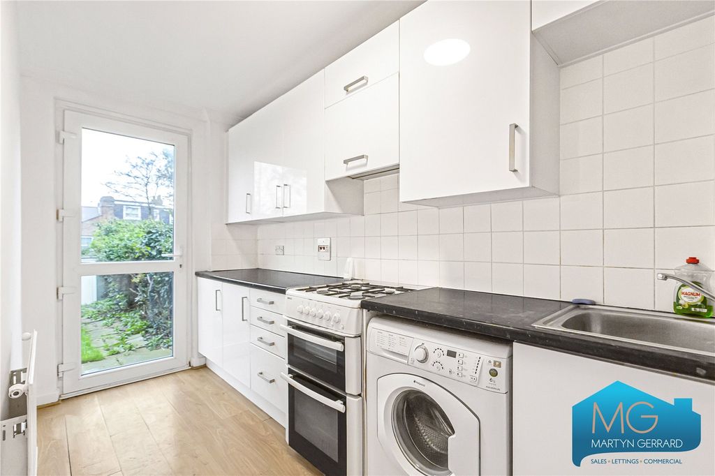 Property photo 3 of 15 Picture No. 03