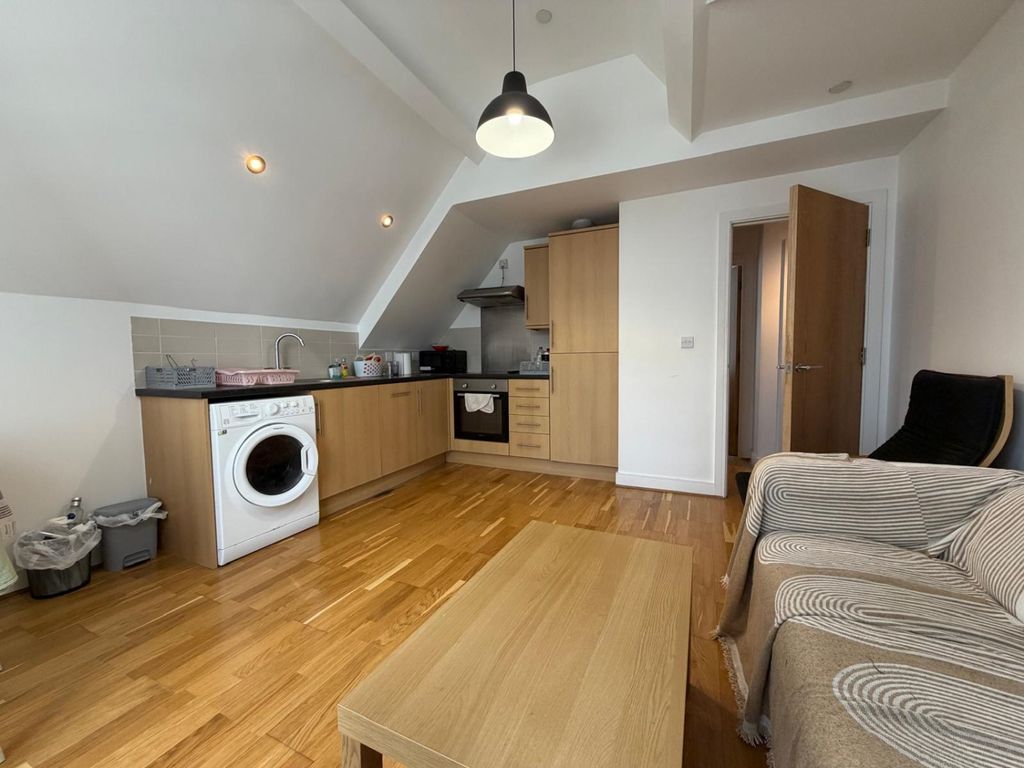Property photo 1 of 5 59266E1E-89A2-4Ec8-83Ec-83d0Beb23A7c