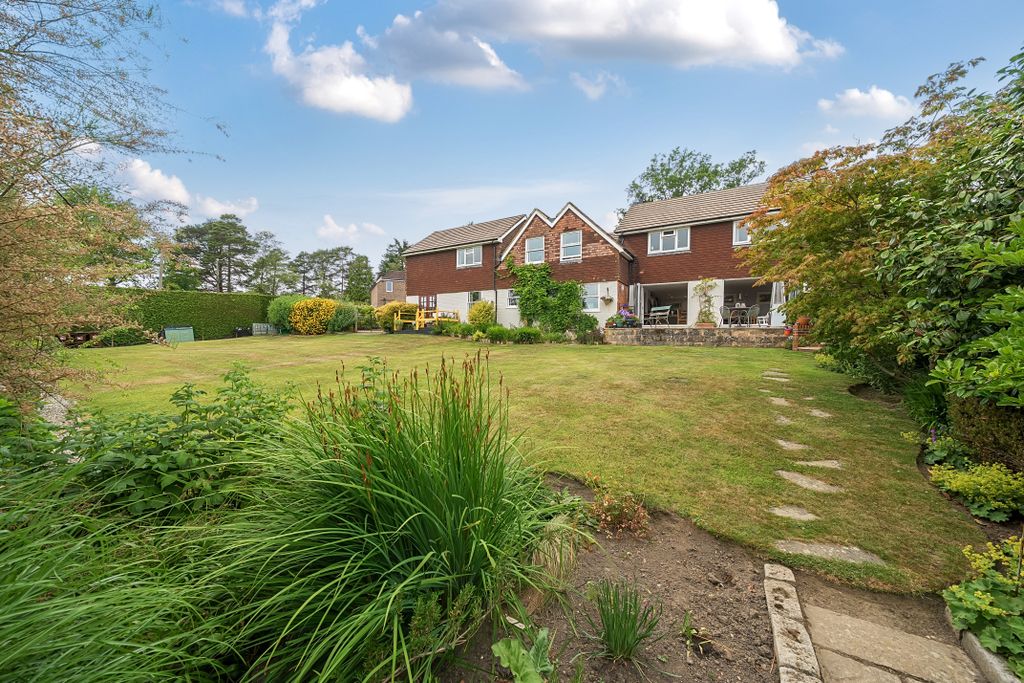 Property photo 1 of 20