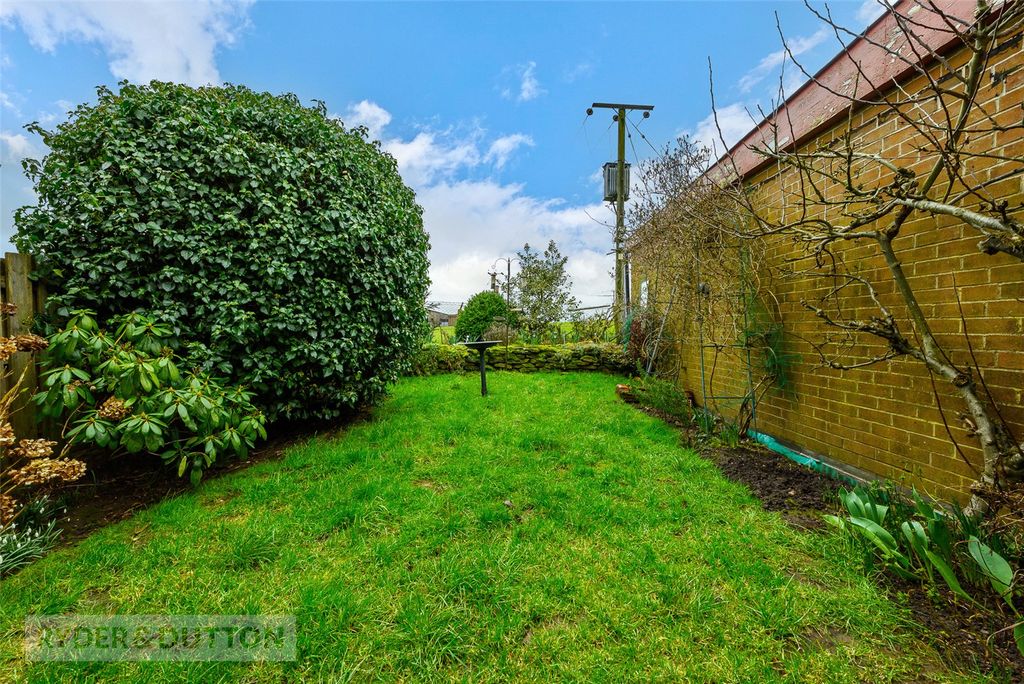 Property photo 2 of 16 Rear Garden