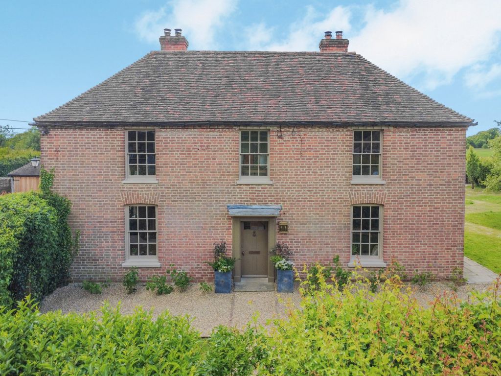 Property photo 1 of 31 The Farmhouse