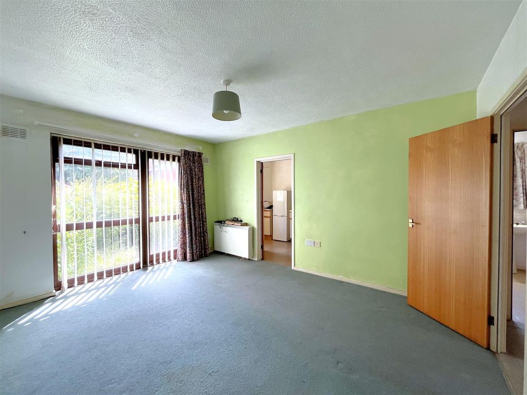 Property photo 2 of 10 Img_1524.Jpg