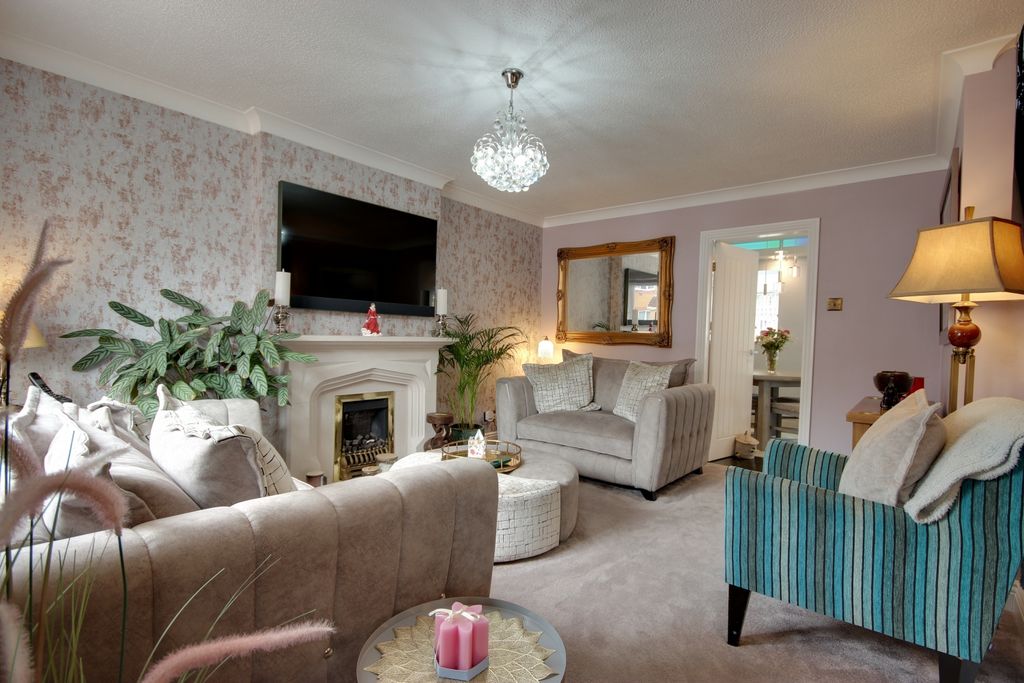 Property photo 2 of 23 1 Lounge B